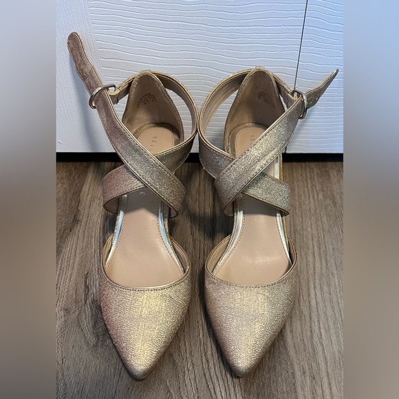 Women's Kelly & Katie Rose Gold Maryrae heels. - Picture 1 of 4